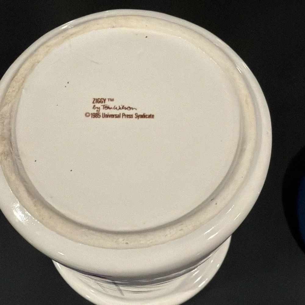 HTF‎ 1985 ZIGGY Cookie Jar w Lid Don't Forget To Add The LOVE Marsh Earthenware